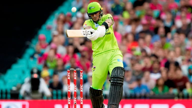 Sydney Thunder player Alex Hales bats during the Big Bash League Cricket match between Sydney Sixers and Sydney Thunder at The Sydney Cricket Ground on December 28, 2019 in Sydney, Australia. (Photo by Speed Media/Icon Sportswire) (Icon Sportswire via AP Images)