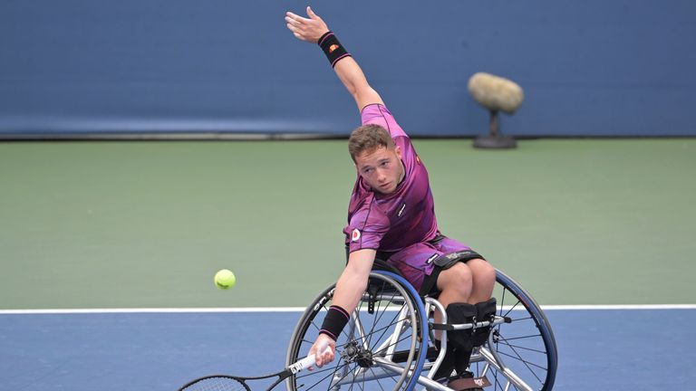 Alfie Hewett durante un partido individual masculino en silla de ruedas en el US Open 2022, el miércoles 7 de septiembre de 2022 en Flushing, NY.  (Pete Staples/USTA vía AP)