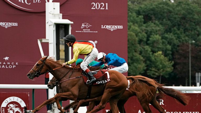 Torquator Tasso wins the 2021 Prix de l'Arc de Triomphe