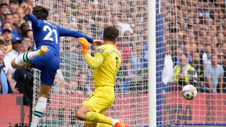 Chelsea's Ben Chilwell makes it 1-1