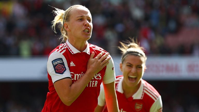 Beth Mead celebrates after giving Arsenal an early lead against Spurs