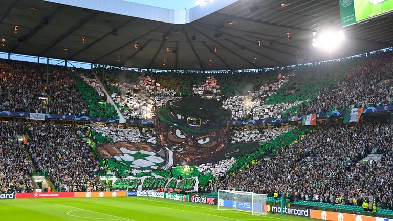Celtic fans pre-match display