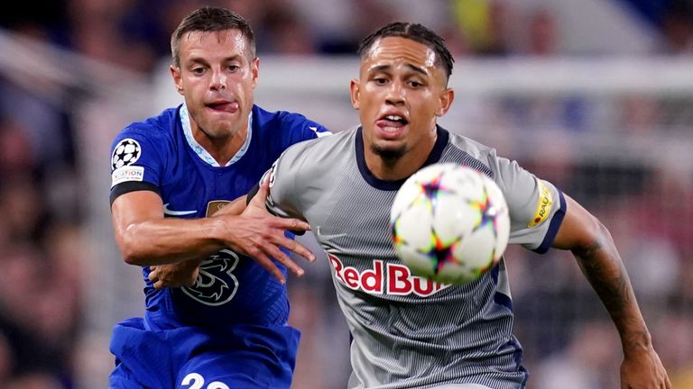 Chelsea&#39;s Cesar Azpilicueta (left) and RB Salzburg&#39;s Noah Okafor battle for the ball