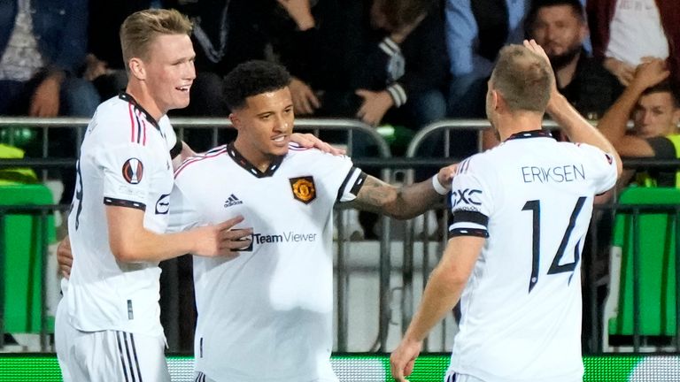 Manchester United&#39;s Jadon Sancho, second from right, celebrates with his team-mates after scoring his side&#39;s first goal vs Sheriff Tiraspol