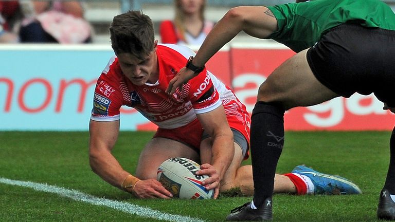 Jon Bennison grabbed the crucial try for St Helens in their semi-final win over Salford