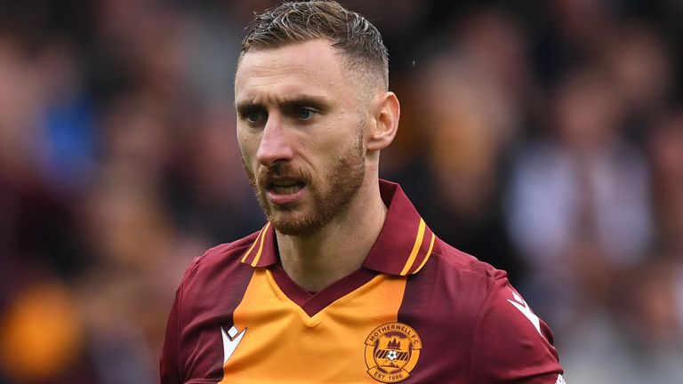 MOTHERWELL, SCOTLAND - SEPTEMBER 18: Louis Moult makes his second Motherwell debut during a cinch Premiership match between Motherwell and Heart of Midlothian at Fir Park, on September 18, 2022, in Motherwell, Scotland.  (Photo by Craig Foy / SNS Group)