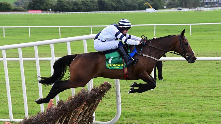 No Risk No Fun made it three unbeaten with a straightforward success at Listowel