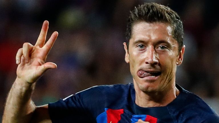 Robert Lewandowski scored a hat-trick in his first Champions League appearance for Barcelona since joining the club this summer