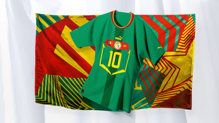 2022 Dünya Kupası için Senegal'in Puma deplasman forması