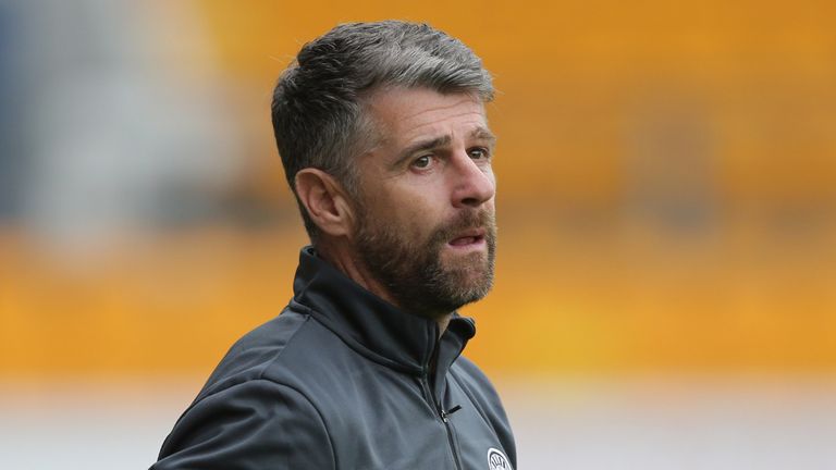 St Mirren manager Stephen Robinson hopes both sets of fans respect the tribute on Sunday