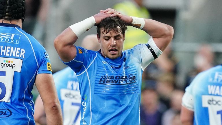 Worcester skipper Francois Venter admitted the situation is "mentally tough" on the squad 