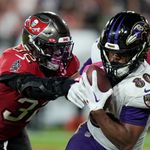 Jackson shines, Ravens beat Brady, struggling Bucs 27-22