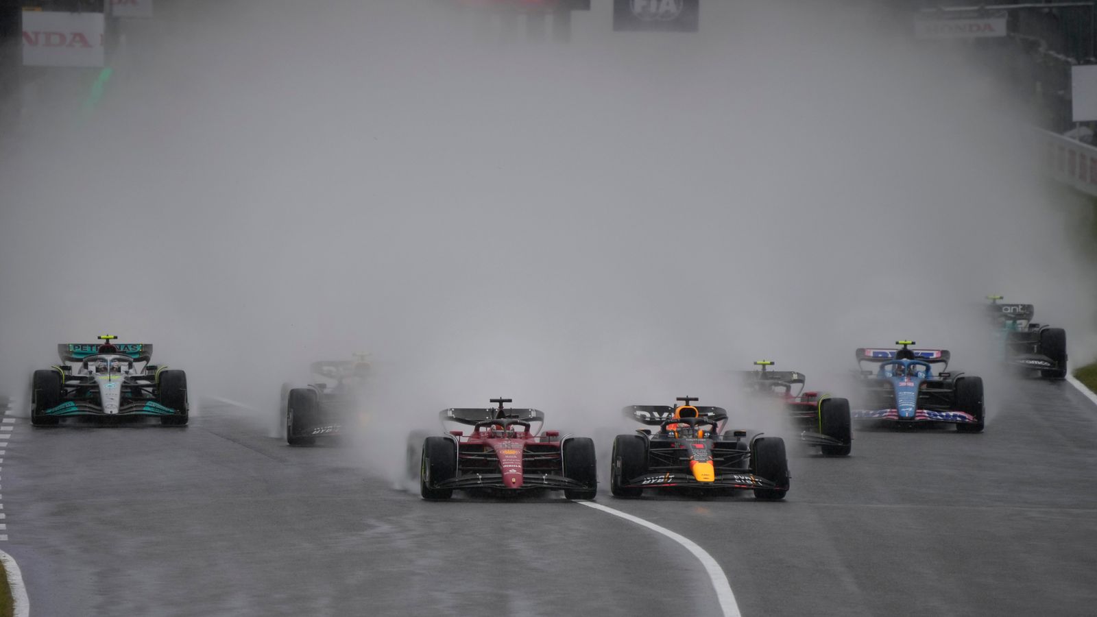 Japanese Gp Max Verstappen Wins Chaotic Rain Shortened Suzuka Race To