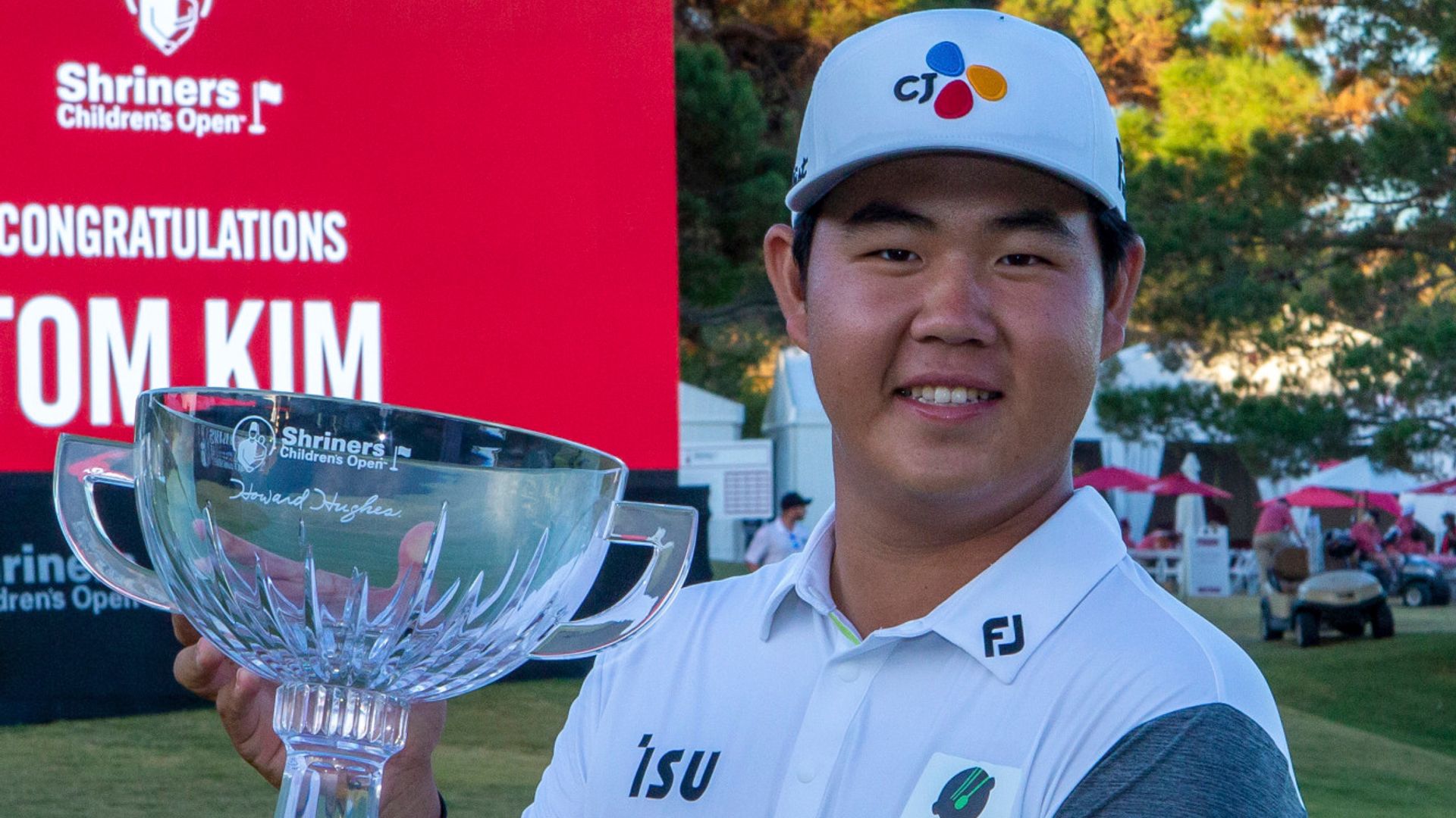 Superstar Kim matches Woods record with Shriners win