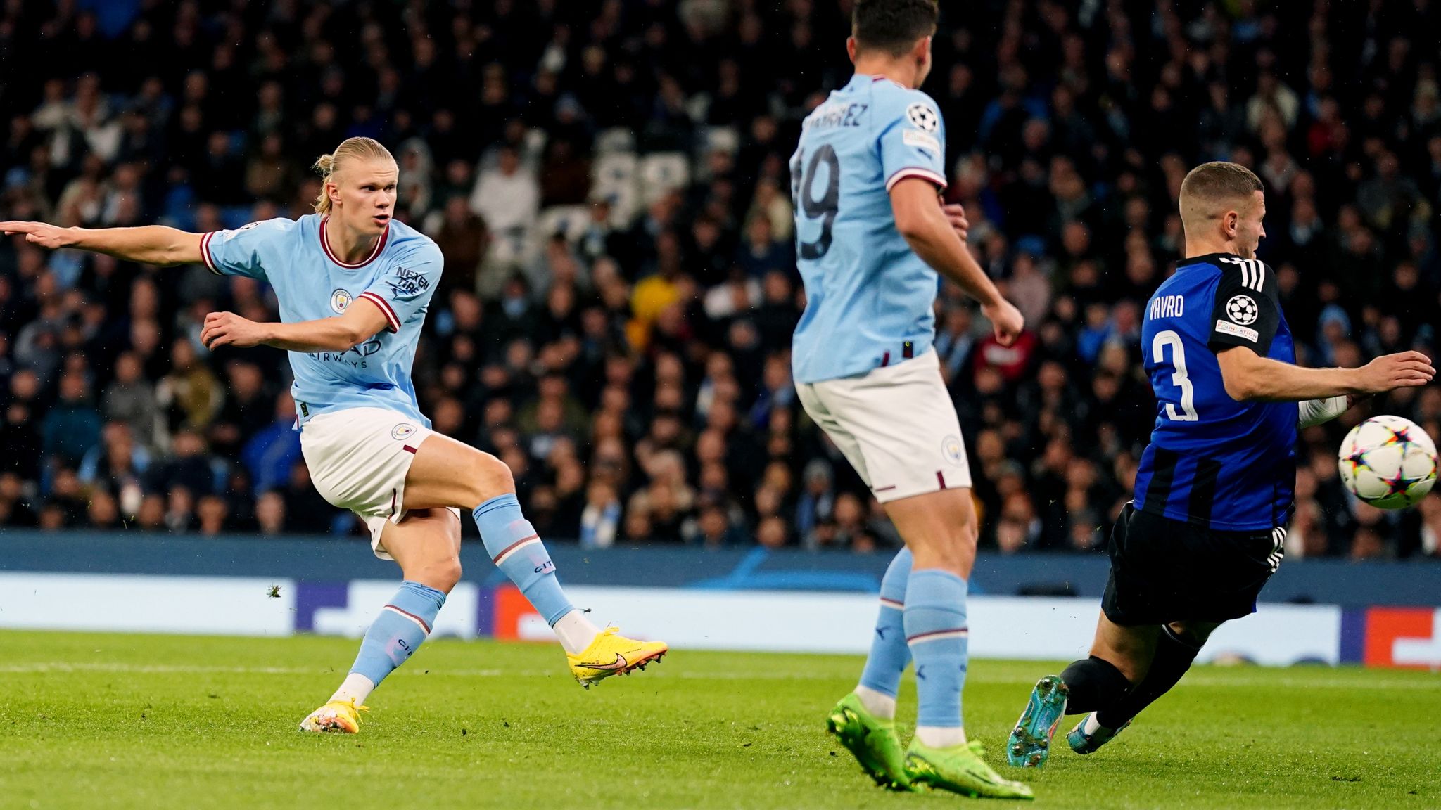 Обзор манчестер копенгаген. Manchester City Copenhagen. Haaland man City. Erling Haaland Manchester City. Copenhagen - man City 0-0.