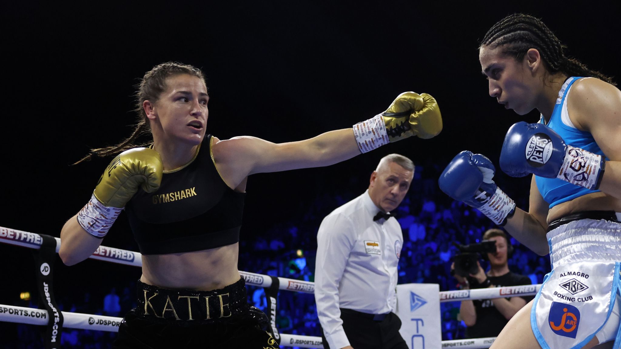 Katie Taylor takes clear unanimous decision over Karen Elizabeth Carabajal to defend undisputed lightweight championship Boxing News Sky Sports