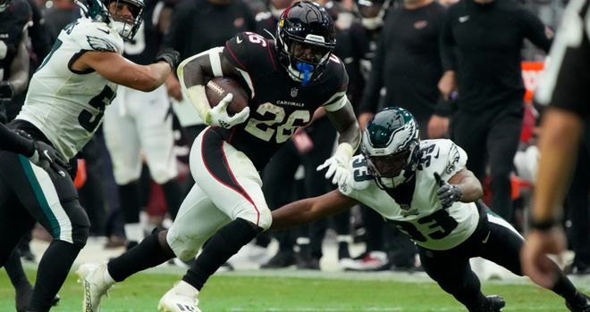 Cardinals suffer painful loss at home to Eagles, 20-17, after