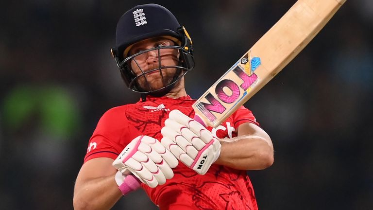 Dawid Malan's 13th T20 international half-century propelled England to 209-3 in Lahore