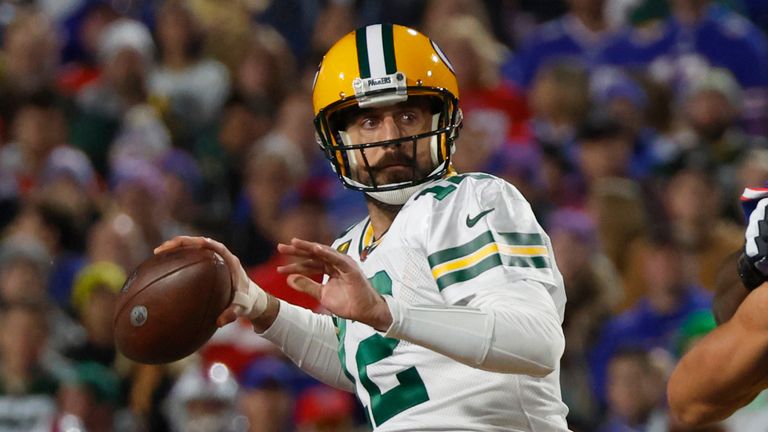 Green Bay Packers quarterback Aaron Rodgers (12) throws a pass during the first half against the Buffalo Bills 