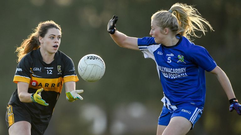 27 October 2019; Noelle Healy of Mourneabbey in action against Mair..ad Wall of Ballymacarbry during the Munster Ladies Football Senior Club Championship Final match between Ballymacarbry and Mourneabbey at Galtee Rovers GAA Club, in Bansha, Tipperary. Photo by Harry Murphy/Sportsfile 