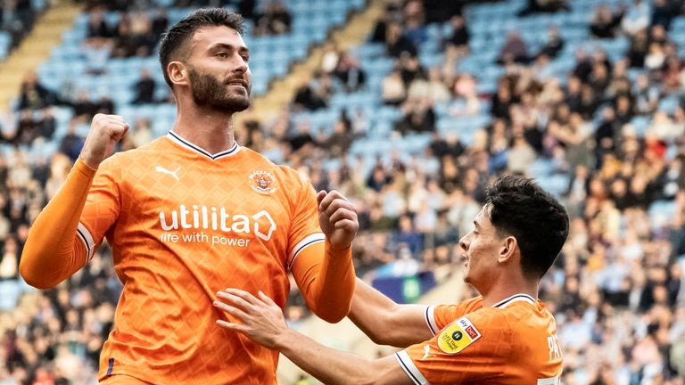 COVENTRY, ENGLAND - OCTOBER 29: Blackpool's Gary Madine (left) celebrates scoring his side's first goal during the Sky Bet Championship between Coventry City and Blackpool at The Coventry Building Society Arena on October 29, 2022 in Coventry, United Kingdom. (Photo by Andrew Kearns - CameraSport via Getty Images)                                                                                                                        