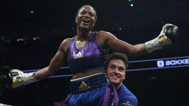 Caroline Dubois wins by fifth round stoppage PIC LAWRENCE LUSTIG