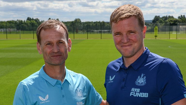NEWCASTLE, UNITED KINGDOM - AUGUST4: Newcastle United Head Coach Eddie Howe  shakes hands with Newcastle United's Sporting Director Dan Ashworth after signing a new contract at The Newcastle United Training Centre on August 4th, 2022 in Newcastle upon Tyne, England. (Photo by Serena Taylor/Newcastle United via Getty Images)