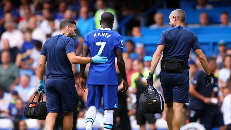 LONDON, ENGLAND - AUGUST 14: N'Golo Kante of Chelsea leaves the game injured during the Premier League match between Chelsea FC and Tottenham Hotspur at Stamford Bridge on August 14, 2022 in London, United Kingdom. (Photo by Marc Atkins/Getty Images)