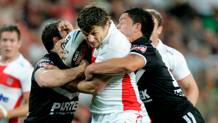 England&#39;s Jon Wilkin attacks during the Rugby League World Cup semifinal game between New Zealand and England in Brisbane, Australia, Saturday, Nov. 15, 2008.