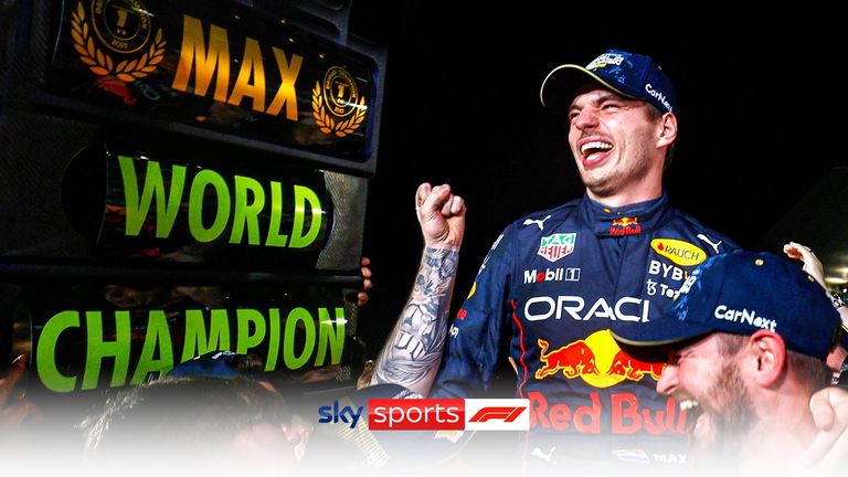 Iš naujo išgyvenkite, kaip Maxas Verstappenas iškovojo antrąjį pasaulio čempiono titulą, kai žvelgiame į kai kurias pagrindines sezono lenktynes.