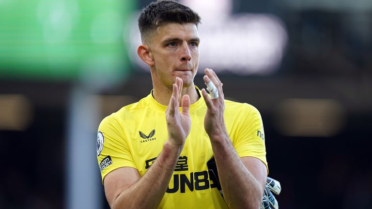 Newcastle United goalkeeper Nick Pope applauds the fans after the Premier League match at Craven Cottage, London. Picture date: Saturday October 1, 2022.