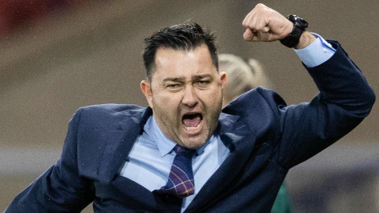 Pedro Martinez Losa hoping fans roar Scotland to 2023 World Cup