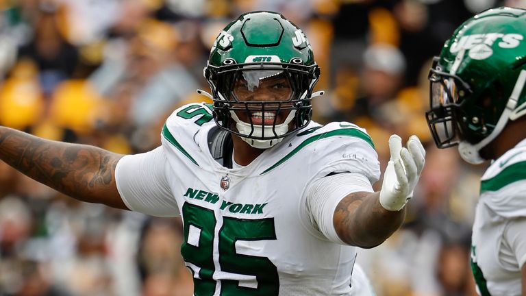 New York Jets defensive tackle Quinnen Williams during an NFL football game against the Pittsburgh Steelers at Acrisure Stadium, Sunday, Oct. 2, 2022 in Pittsburgh, Penn. (Winslow Townson/AP Images for Panini)