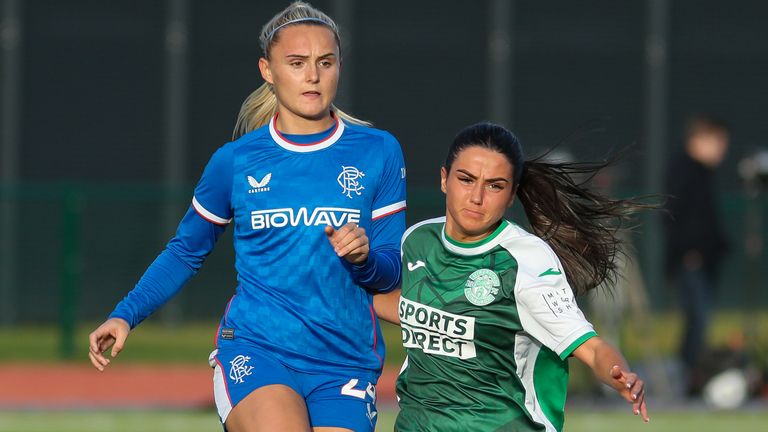 Action from the Scottish Womens Premier League as Hibernian FC resume their league campaign and host SWPL 1 leaders Rangers FC in an East meets West encounter. Meadowbank Stadium, Edinburgh, 16/10/2022. Image Credit: Colin Poultney - Scottish Womens Premier League - Colin Poultney - Scottish Womens Premier League}