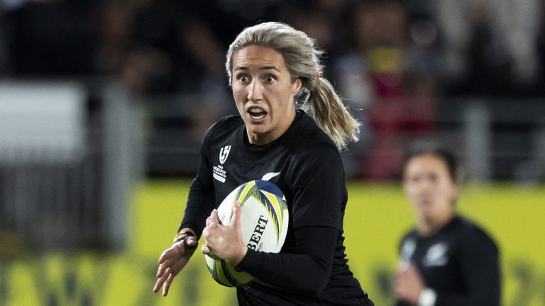 Sarah Hirini was one of four New Zealand try-scorers in the first half