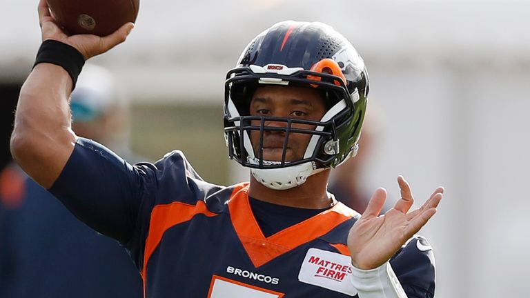 Russell Wilson questionable for Broncos' game against Jets