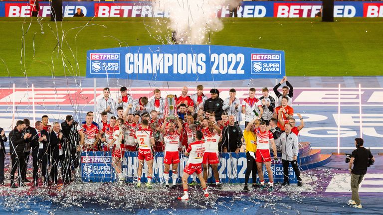 Picture by Will Palmer/SWpix.com - 24/09/2022 - Rugby League - Betfred Super League Grand Final - St Helens v Leeds Rhinos - Old Trafford, Manchester, England - St Helens lift the Betfred Super League Trophy after victory over Leeds Rhinos