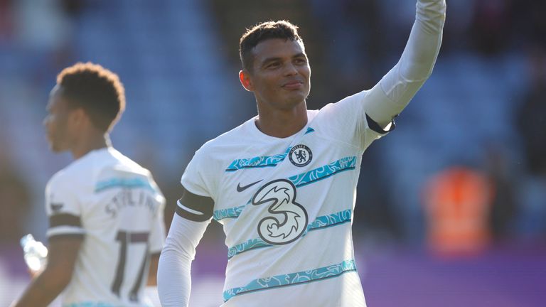 Thiago Silva del Chelsea tuvo suerte de no ser expulsado