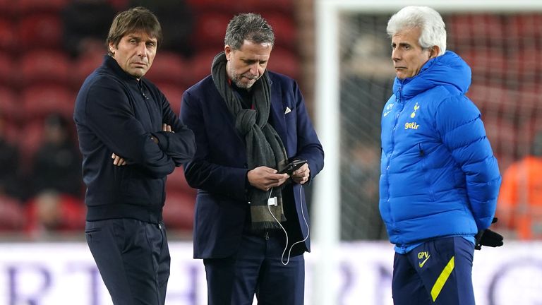 Antonio Conte (left) with Gian Piero Ventrone (right) and Fabio Paratici