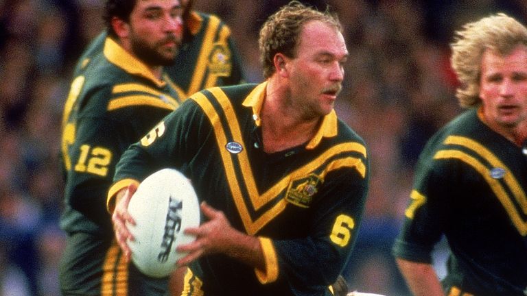 LONDON, UK - 1988: Wally Lewis of Australia in action during a Rugby League Test match between Great Britain and Australia held in London, United Kingdom. Australia won the match 34-4. (Photo by Getty Images)