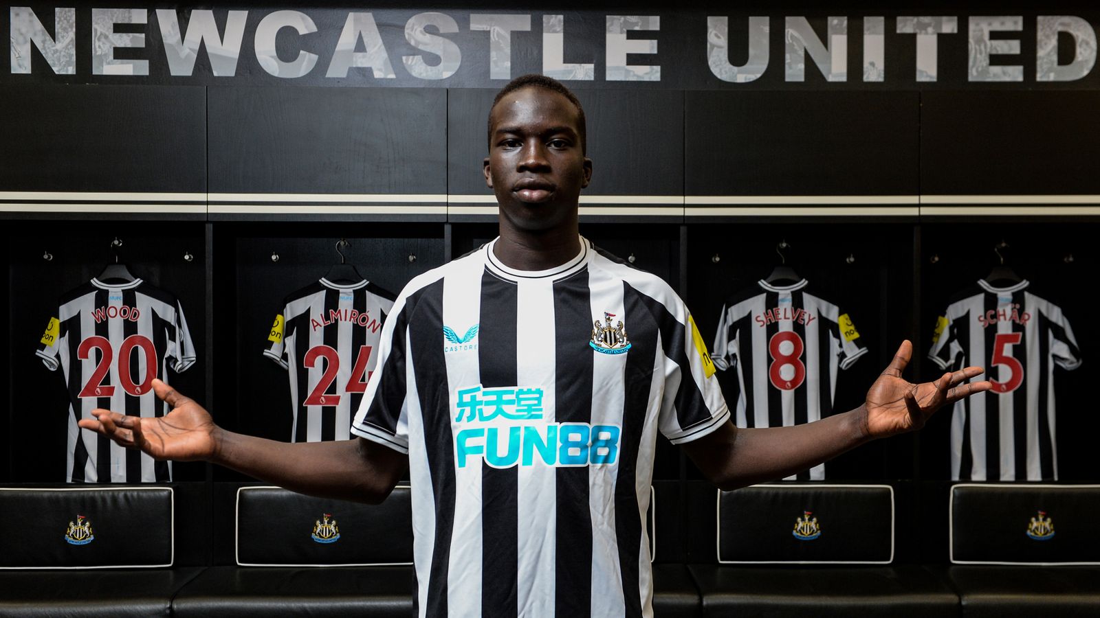Australia World Cup squad: Newcastle-bound teenager Garang Kuol called-up with former Scotland international Jason Cummings included
