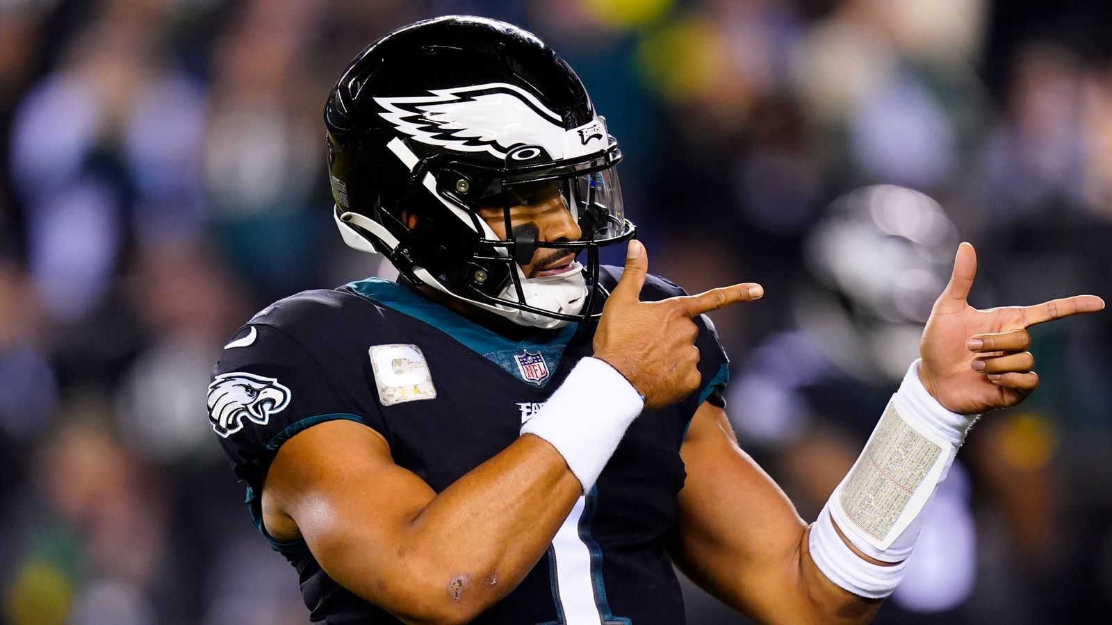 Green Bay Packers 33-40 Philadelphia Eagles: Jalen Hurts breaks Michael Vick’s rushing record to lift Eagles past Packers |  NFL News
