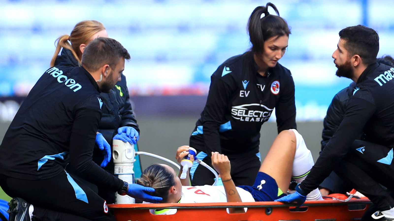 inside-the-wsl-why-are-acl-injuries-so-common-in-women-s-football