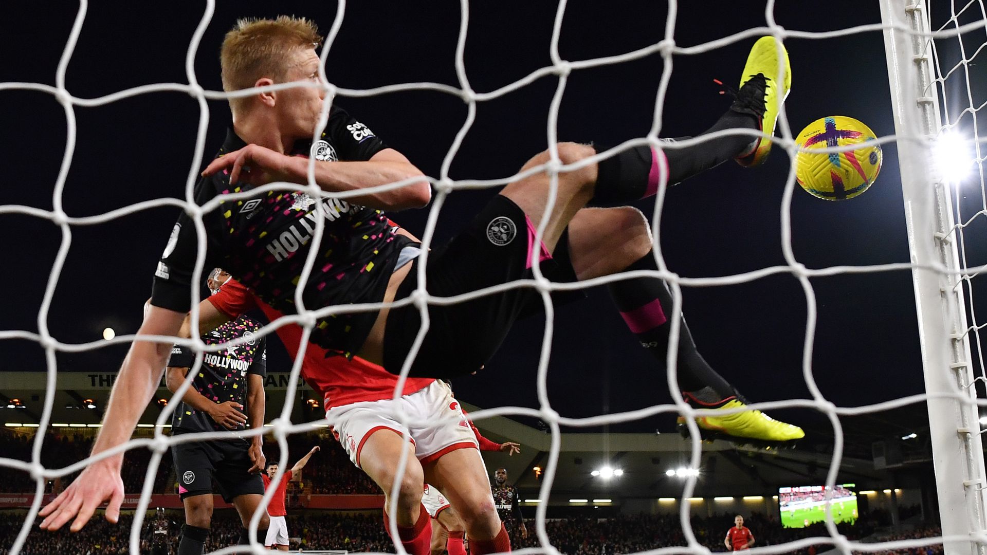 Late own goal saves point for Forest against Brentford