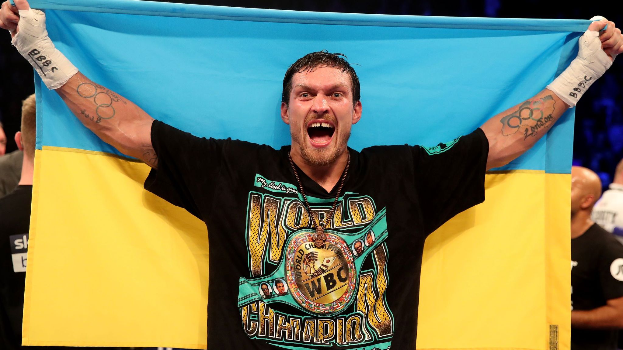 Usyk v fury knockdown