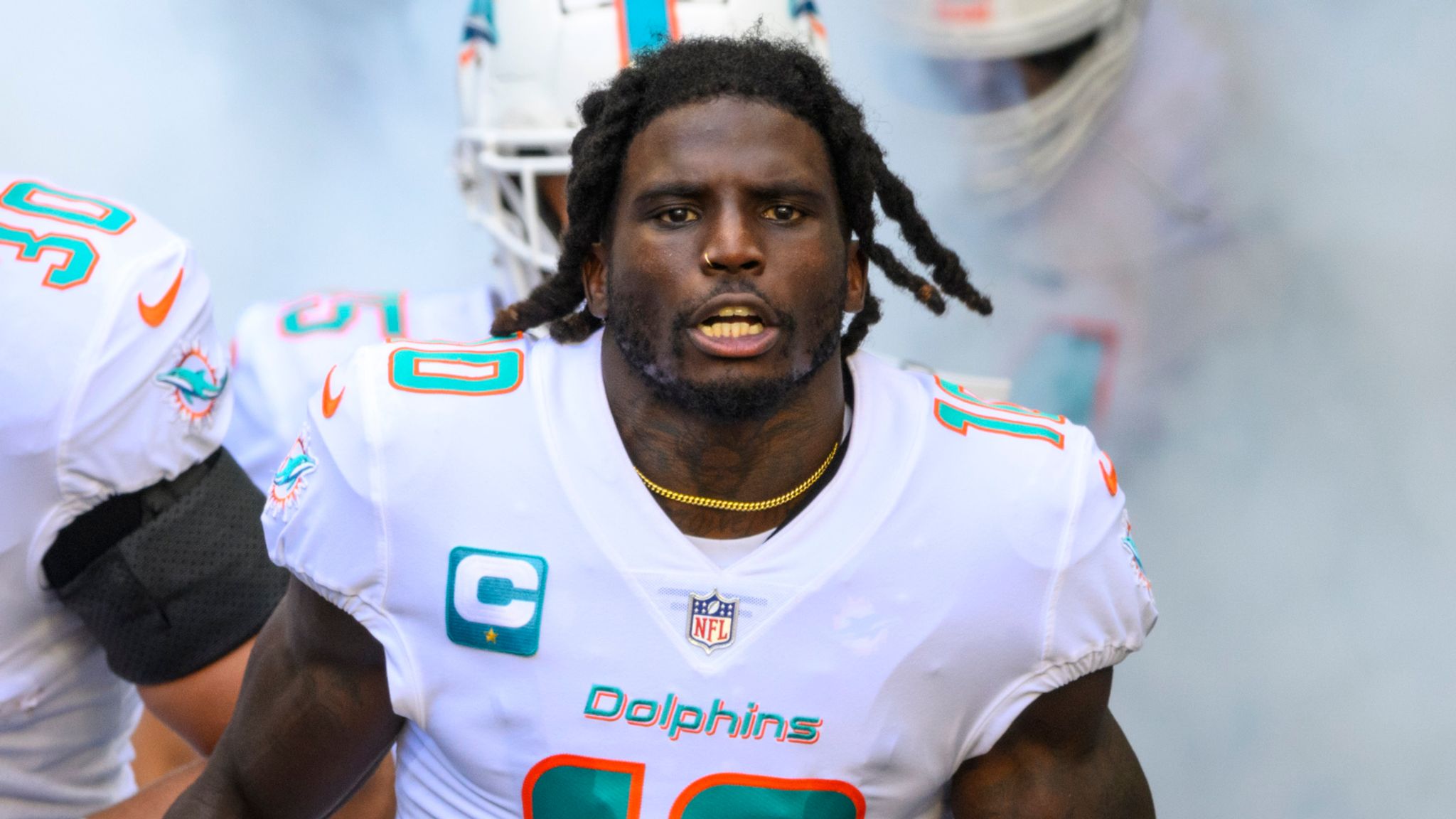 Tyreek Hill Terron Armstead introduced as newest Dolphins
