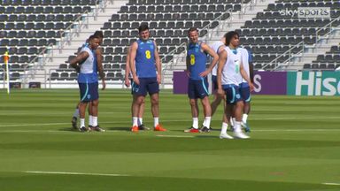 England prepare for Iran opener in 31 degree heat | Maddison not involved