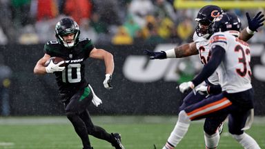 Bears lose soggy Sunday game against the Jets, 10-31