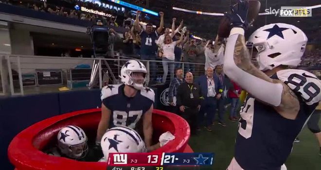 Cowboys tight ends win Thanksgiving with their 'whack-a-mole