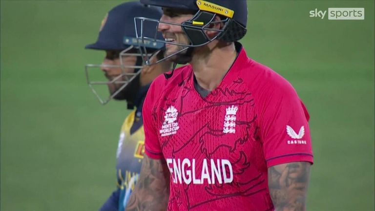 İngiltere, Avustralya elenirken Sri Lanka karşısında gergin bir galibiyetle T20 Dünya Kupası yarı finaline ulaştı